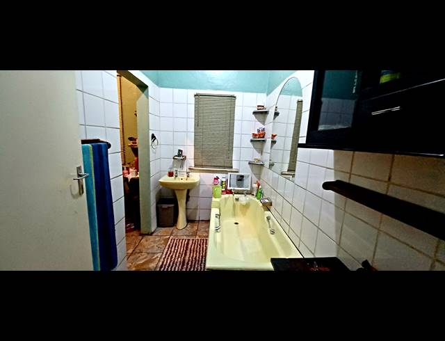 5 BEDROOM HOUSE FOR SALE IN BRAKPAN CENTRAL
